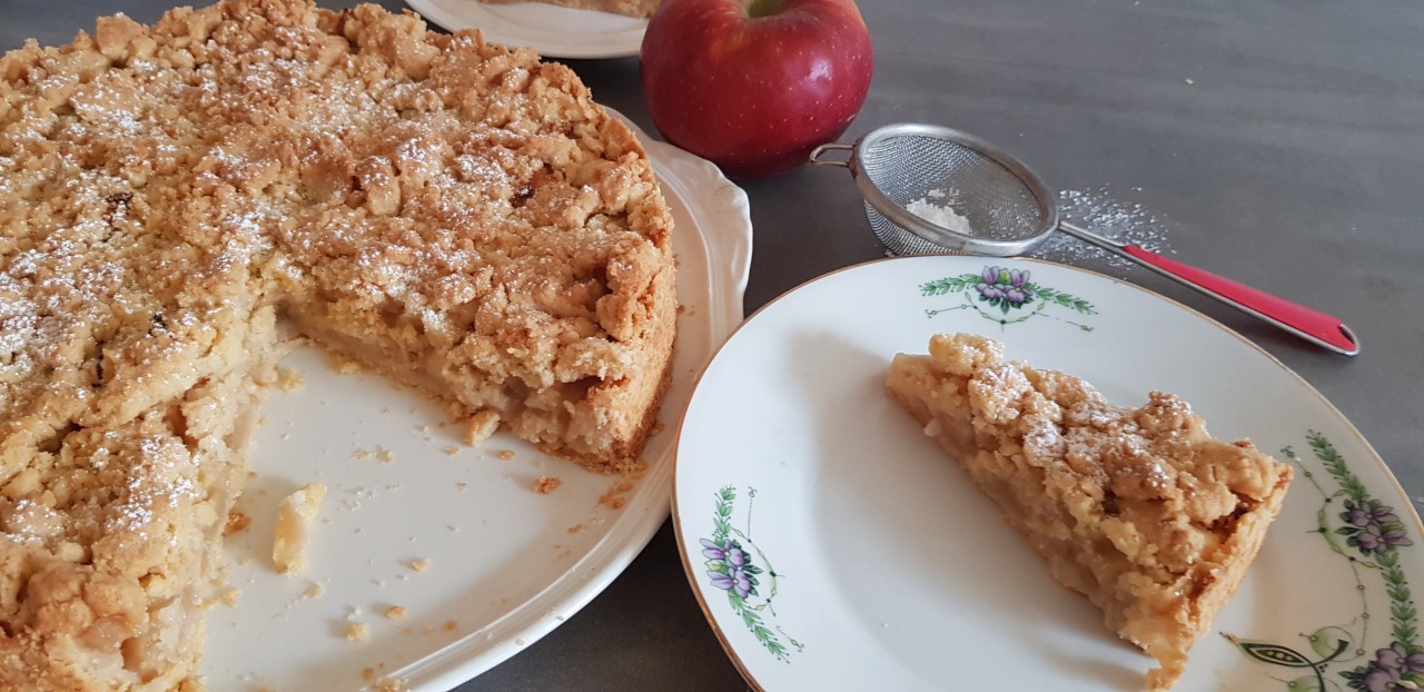 Apfelkuchen mit Streuseln