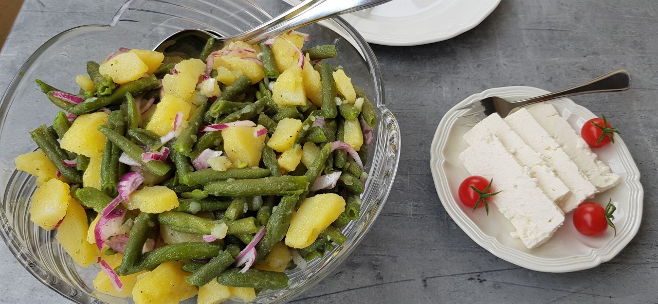 Kartoffelsalat mit Bohnen