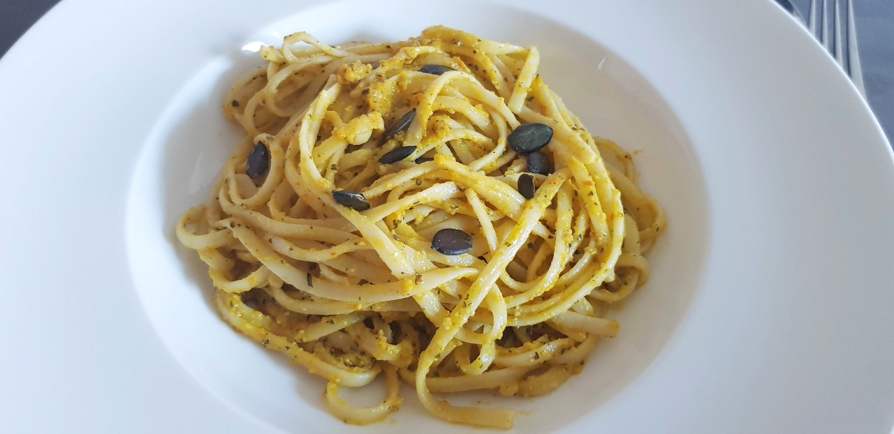 Pasta mit Kürbispesto